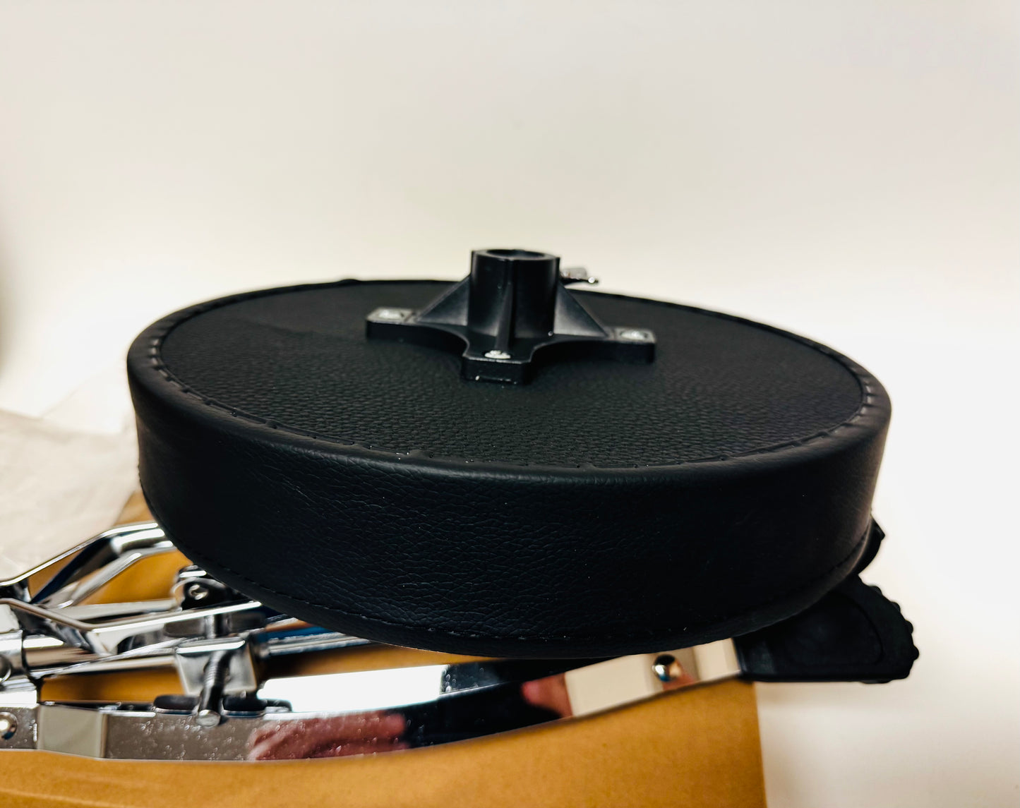 Basic 12” Drum Throne 2” Thick. Open Box