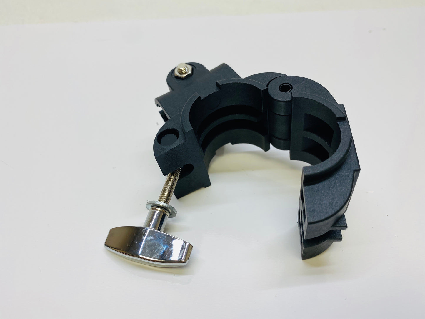 Alesis Strike Rack Clamp with L-Rod for Standard 1.5” Racks