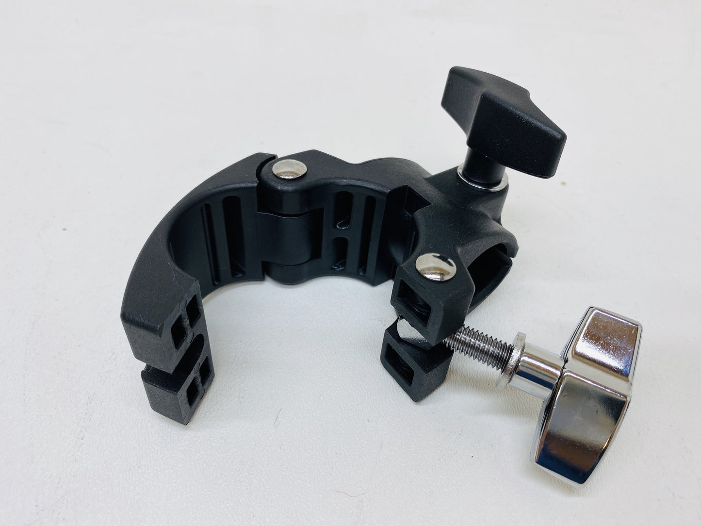 Roland MDH-12 Hatched Rack Clamp Standard 1.5” Racks