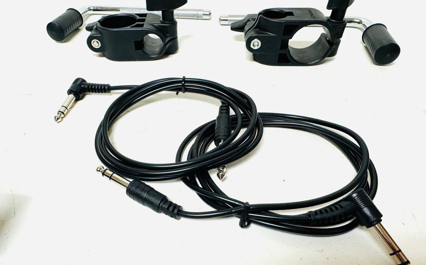 Pair of Roland PDX-8 Mesh Pads with Mount Clamp and Cable PDX8